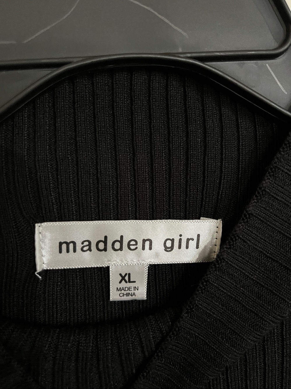Madden Girl xl sweater with faux leather side panels. - Picture 3 of 5